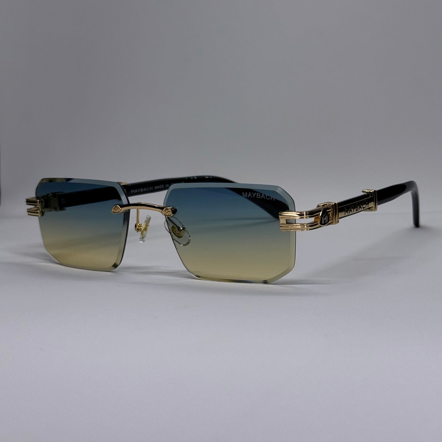 Rimless Luxury M-Emblem | عدسات متدرجة UV400  |42| نظارة شمسية بدون إطار فاخرة