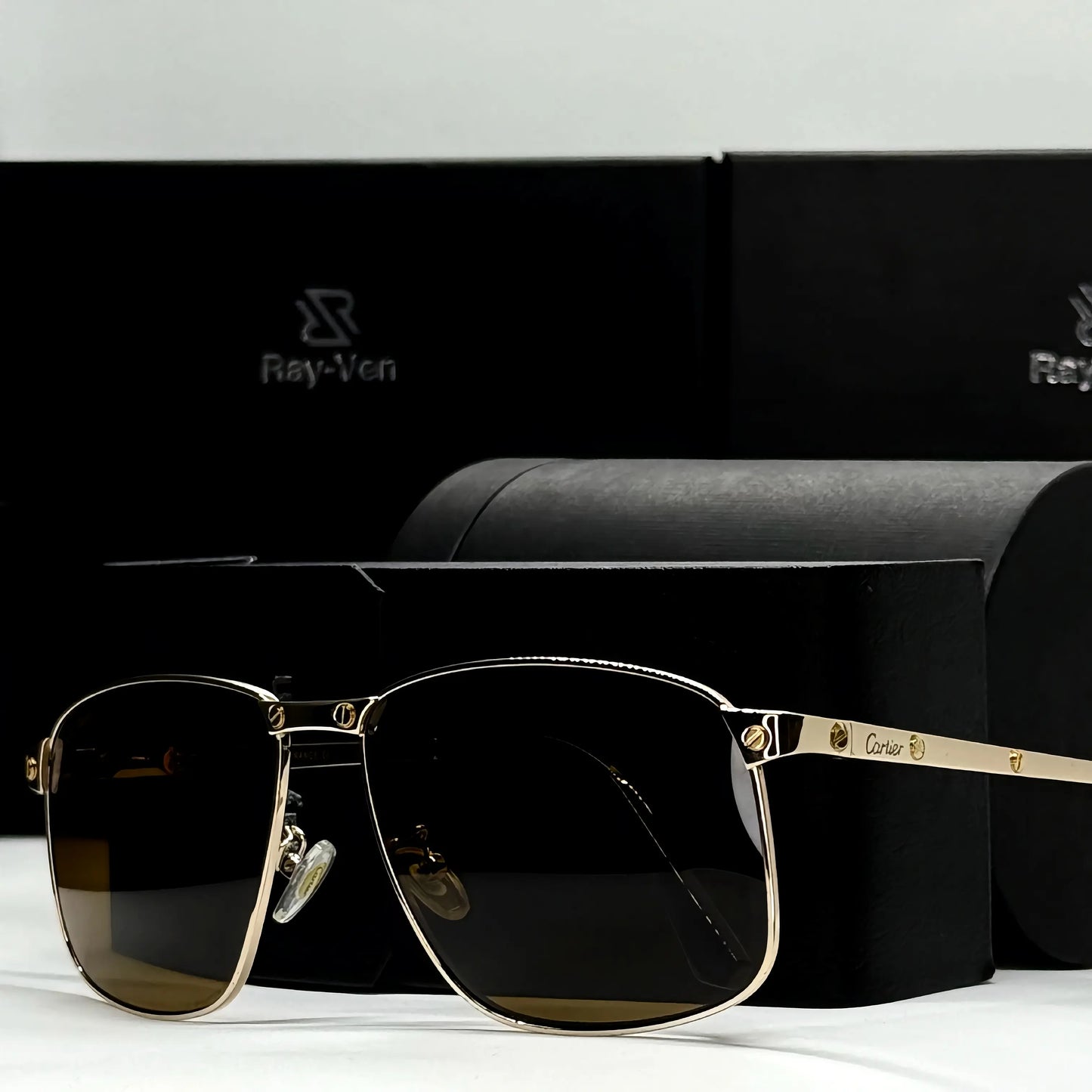 Signature Luxury Series | نظارة شمسية مربعة فاخرة - إطار معدني مميز - عدسات UV400 مضادة للانعكاس #31