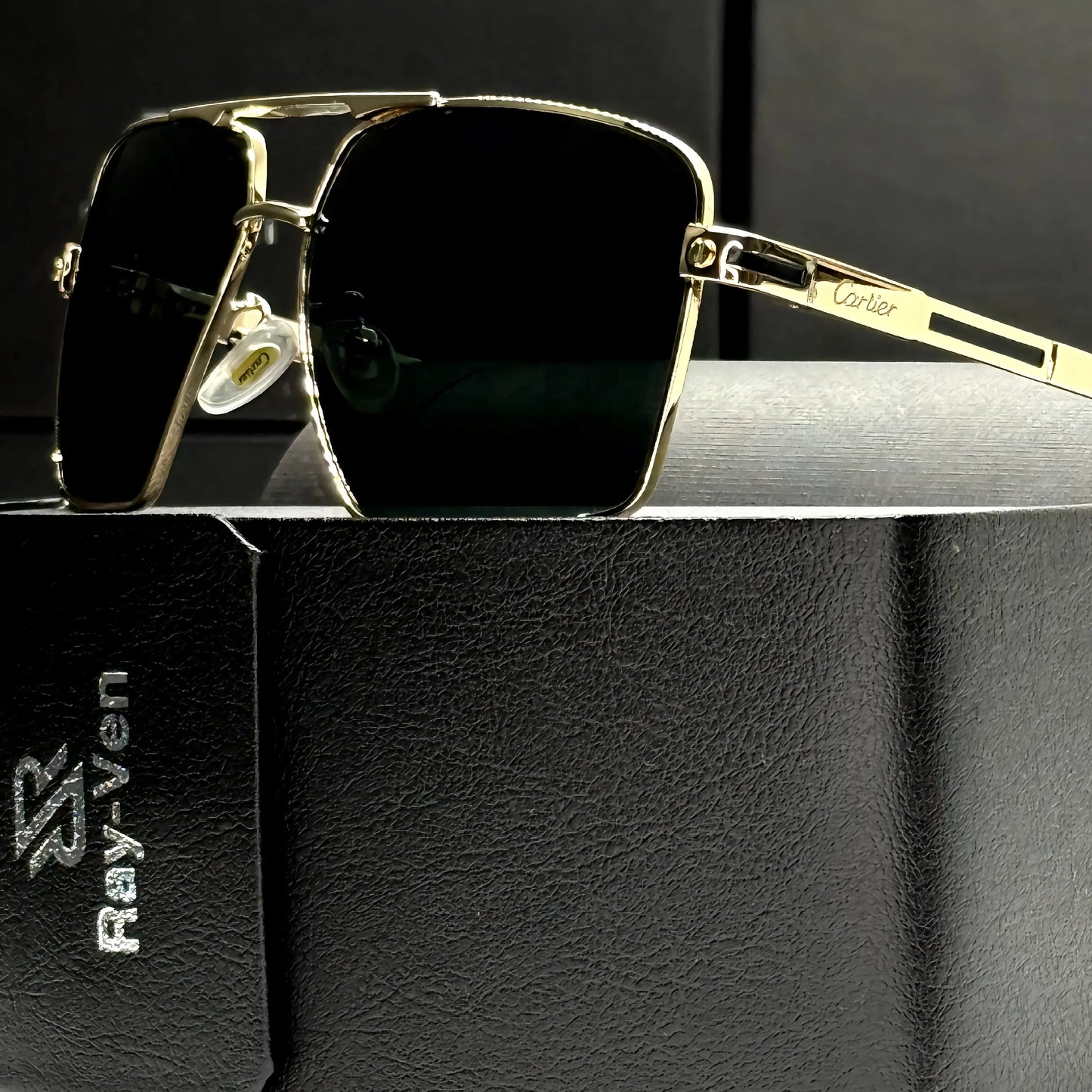 Prestige Classic Series | نظارة شمسية مربعة كلاسيكية - إطار معدني فاخر - عدسات UV400 مضادة للانعكاس #32