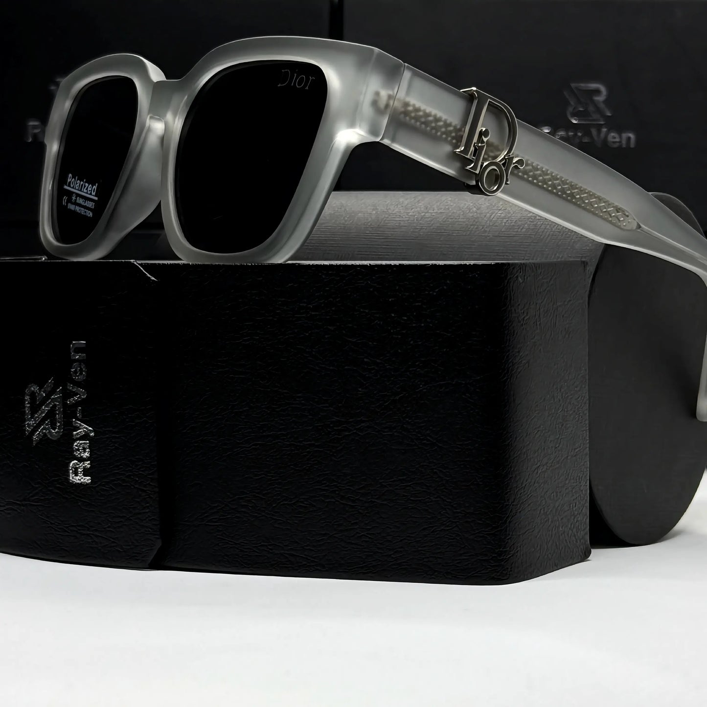 Polarized Acetate Elite | نظارة شمسية مربع فاخرة - عدسات مستقطبة UV400 - إطار أسيتات متين #34