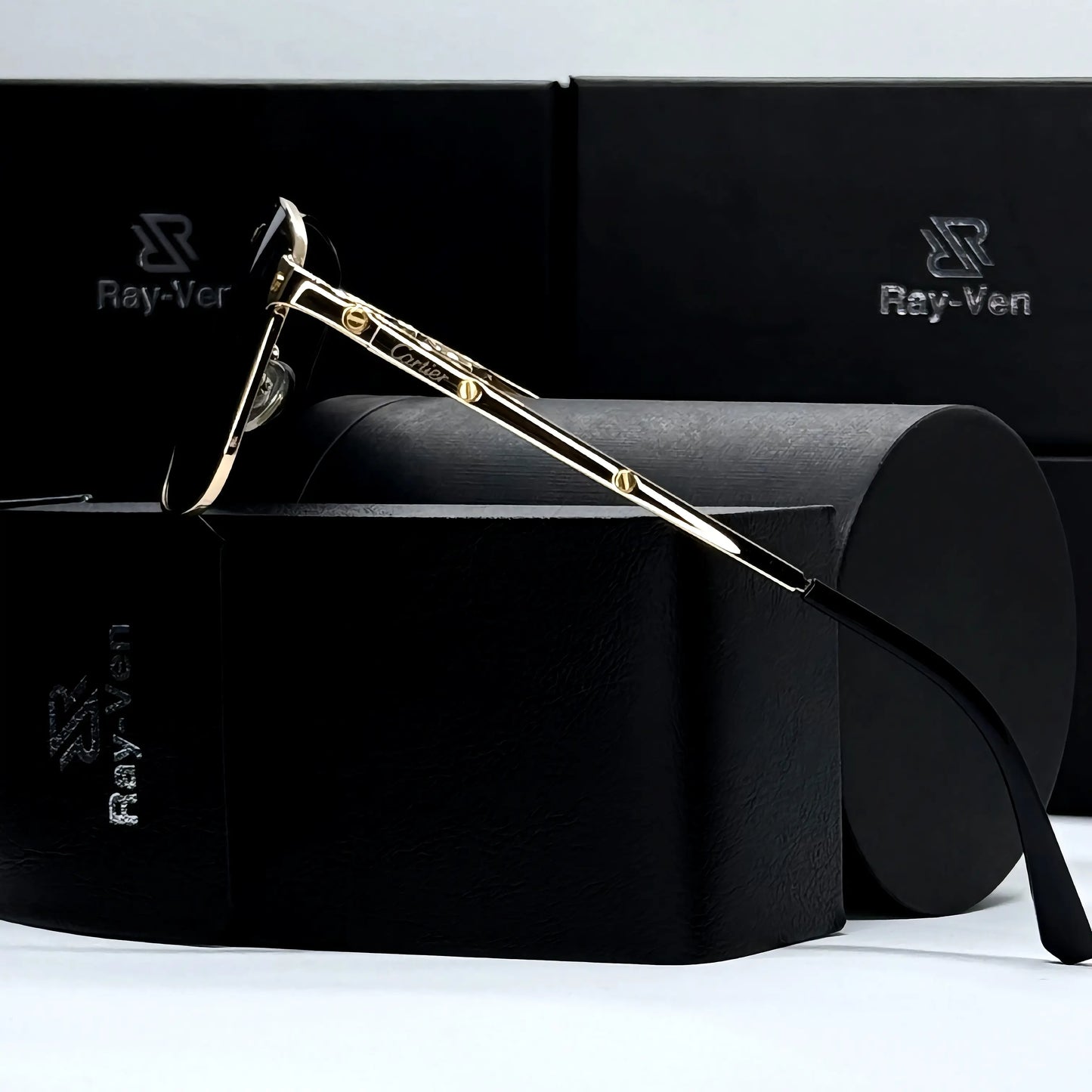 Signature Luxury Series | نظارة شمسية مربعة فاخرة - إطار معدني مميز - عدسات UV400 مضادة للانعكاس #31
