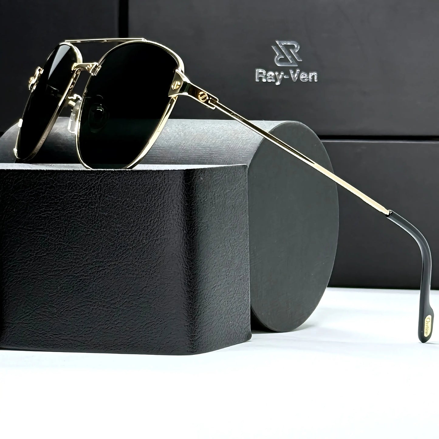 Premium Elite Collection | نظارة شمسية أفيتور فاخرة - إطار معدني مميز - عدسات UV400 مضادة للانعكاس #30